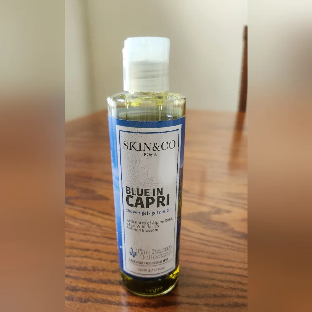 Skin & CO Roma Blue in Capri Shower Gel - Picture 1 of 3